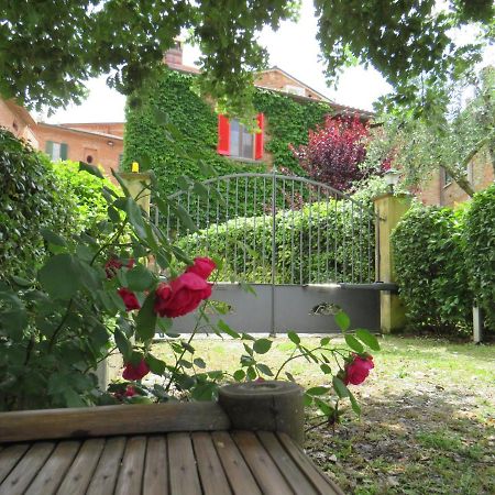 La Superba Ca' Zeneize Bed & Breakfast Foiano Della Chiana Luaran gambar