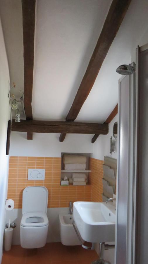 La Superba Ca' Zeneize Bed & Breakfast Foiano Della Chiana Luaran gambar