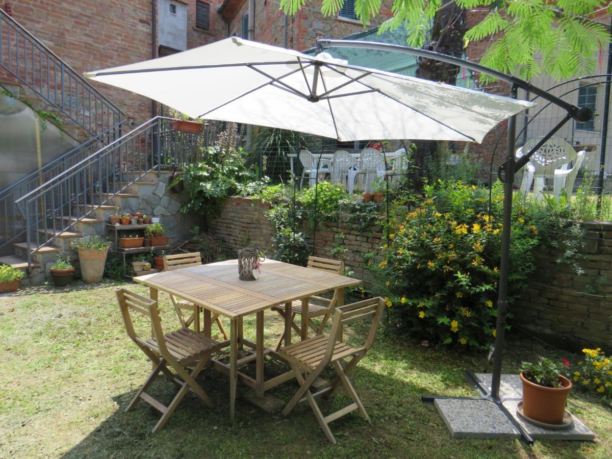 La Superba Ca' Zeneize Bed & Breakfast Foiano Della Chiana Luaran gambar